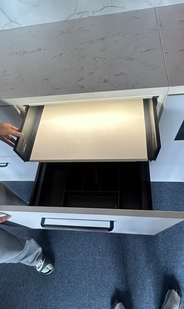 Soft-close drawer system