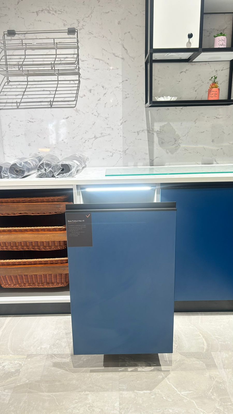 Pan hanger pull-out base cabinet