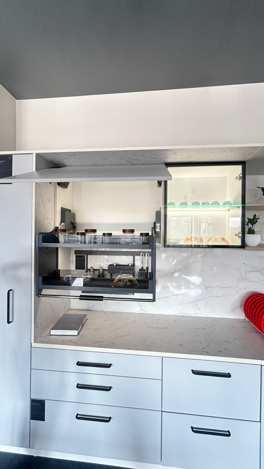 Lift-up wall cabinet kitchen Tezpur